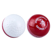 Kookaburra Reverse Swinger trainer ball
