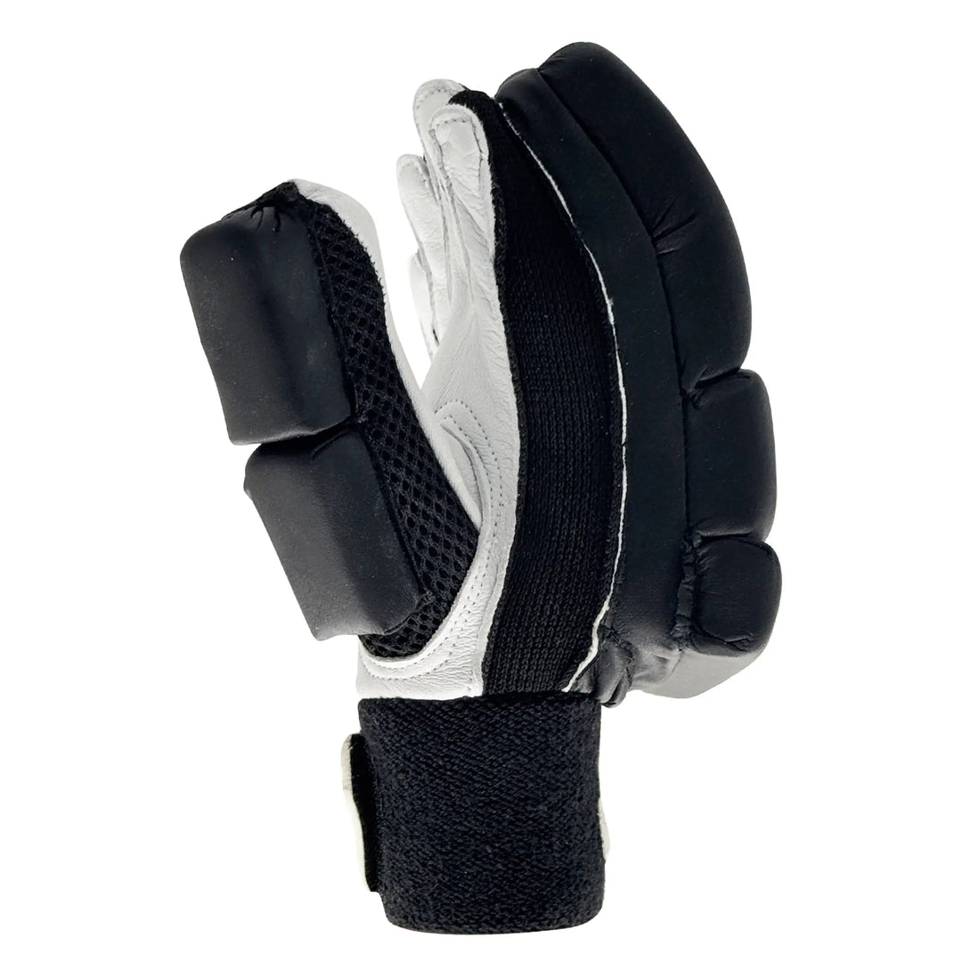 DS Sports Black / White 1.0 Batting Gloves junior DS Sports