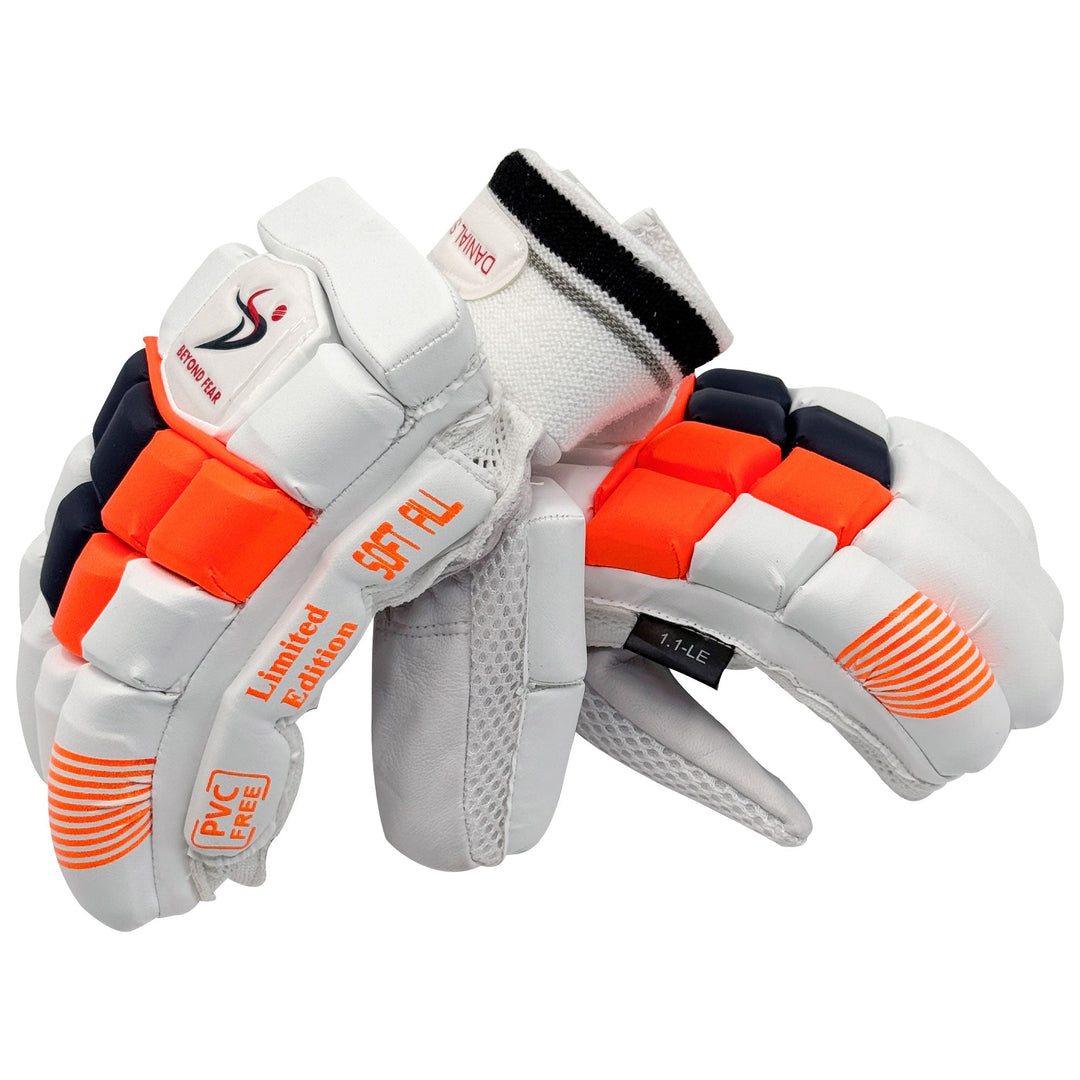 DS 1.1 LE Gloves - detail