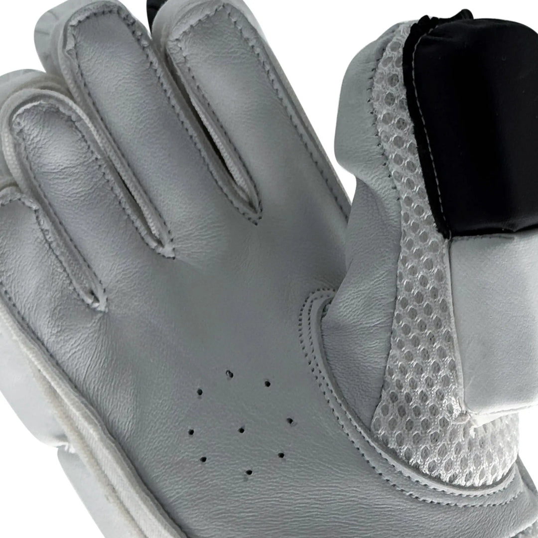 DS 1.3 Junior Batting Gloves White/Black - Cricket shop italy