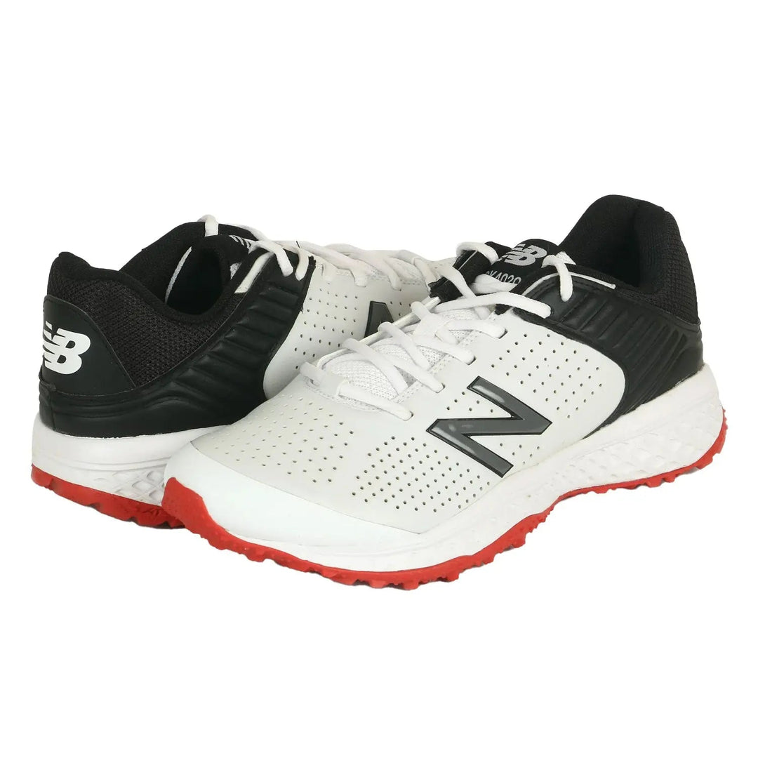 New Balance CK 4020 k4 Rubber Cricket Shoes - White/Red New Balance