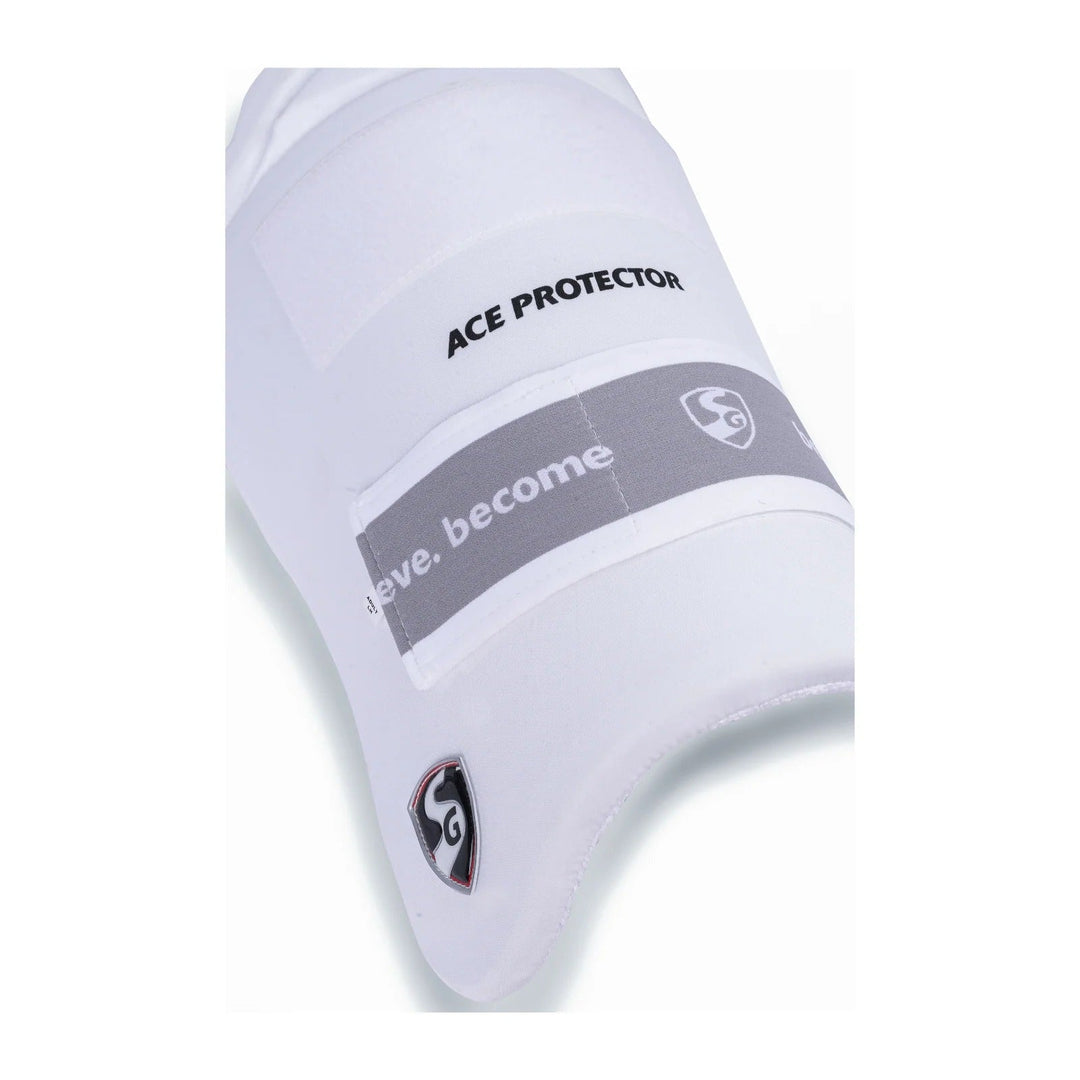 SG Ace Protector Thigh Pad White - detail