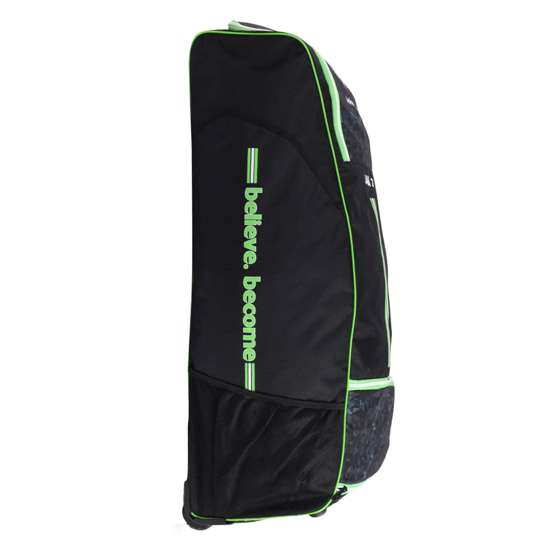 SG Jaffa 2.0 Duffle Wheelie Kit Bag - wheel detail