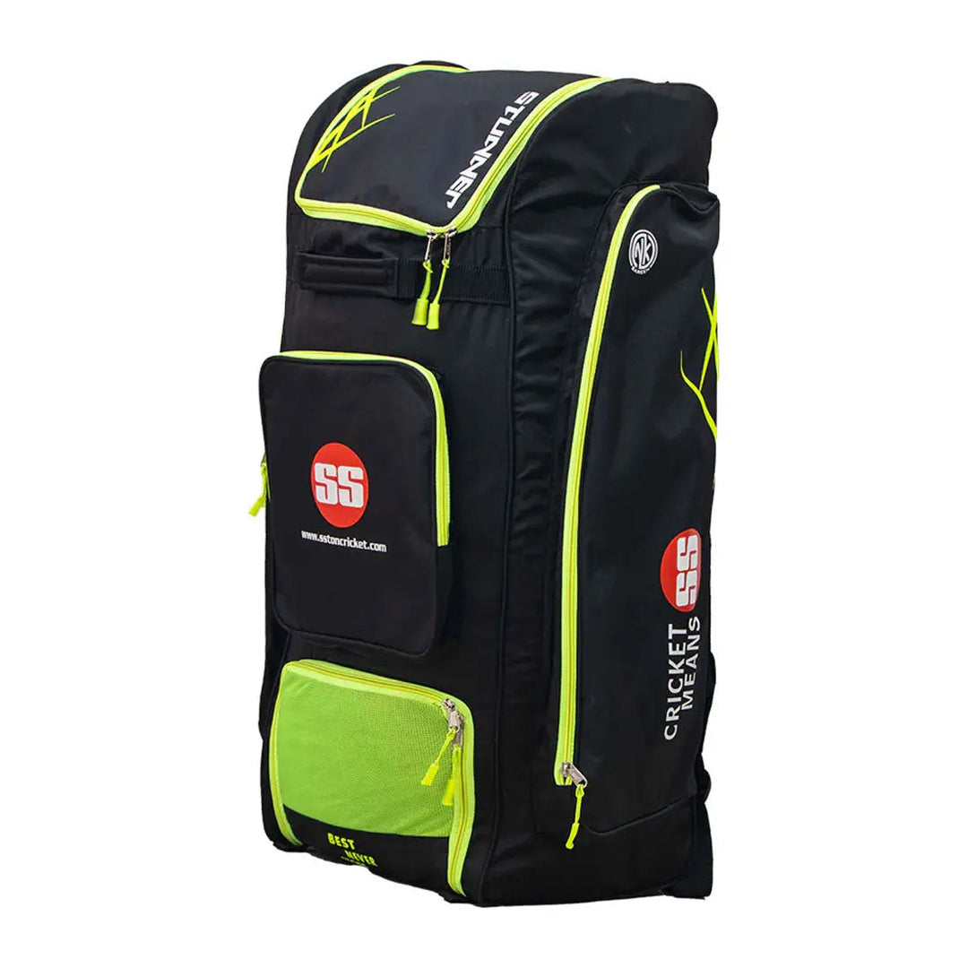SS Stunner Wheelie Duffle Cricket Bag SS