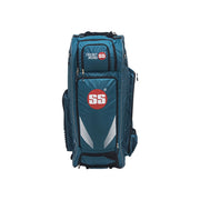 SS VA-900 Wheelie Duffle Bag - compartments